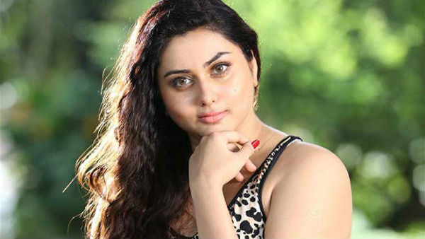 Actress Namitha joined BJP Actress Namitha joined BJP