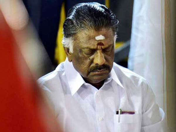 முக்கிய அதிகாரிகள்