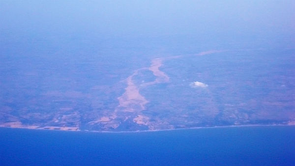 அடித்தளம்