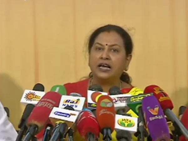 என்ன நடக்குது?