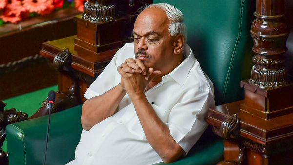 இடைத் தேர்தலில் போட்டி