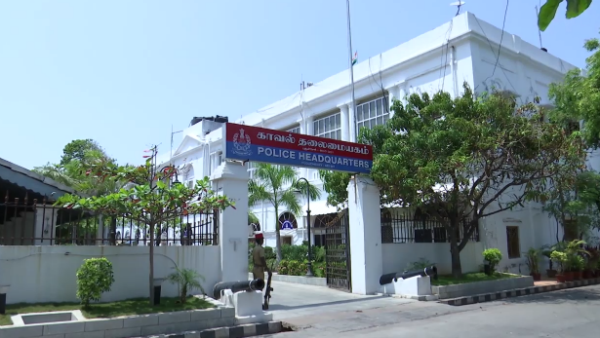 thieves loot house in puducherry thieves loot house in puducherry