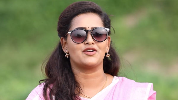 மக்களுக்கு தேன்மொழி