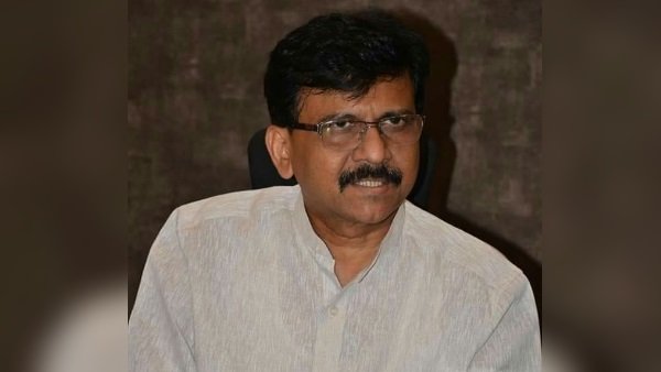 பணம் செலுத்தும் விருந்தினர்கள்