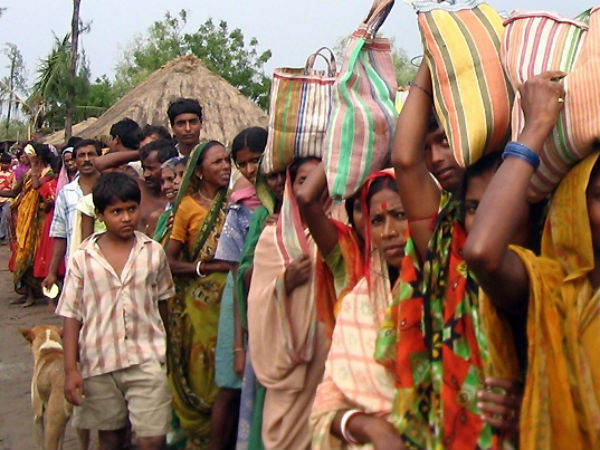 அகதிகள் முகாம்