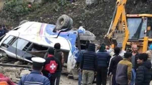 14 people killed and dozens of others suffered injuries in a bus accident in nepal 14 people killed and dozens of others suffered injuries in a bus accident in nepal