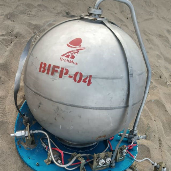 Part of a missile trapped in a fishermans net in Cuddalore Part of a missile trapped in a fishermans net in Cuddalore