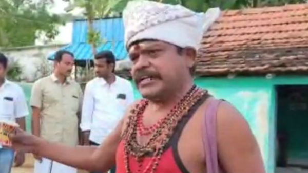 வேடம் போட்டு வாக்கு கேட்டு