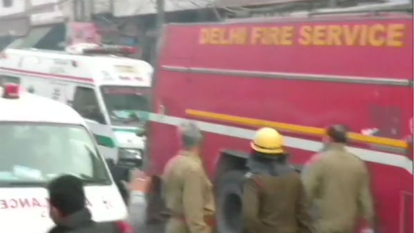 32 killed in massive fire in Delhi 32 killed in massive fire in Delhi