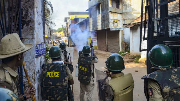 துப்பாக்கிதான் பதிலடி