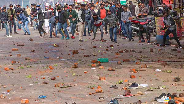 Mobile internet, SMS services suspended in Lucknow till Dec 21 noon : UP govt Mobile internet, SMS services suspended in Lucknow till Dec 21 noon : UP govt