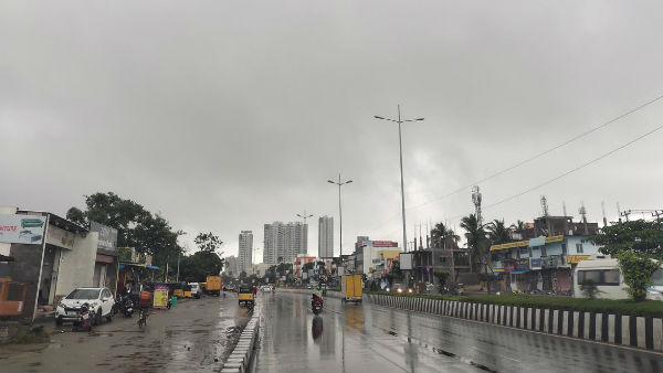 காலி குடங்கள்