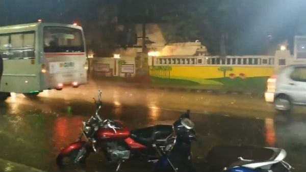 Rain lashes many parts of the Chennai Rain lashes many parts of the Chennai