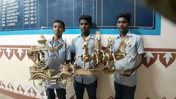 மட்டை தென்னங்கீற்று