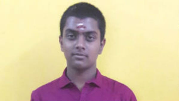 அழுதுட்டே சொன்னான்