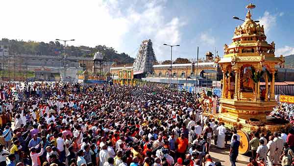 Tirupathi Malayappa Swamy Urchavar Statue broken and cracked Tirupathi Malayappa Swamy Urchavar Statue broken and cracked