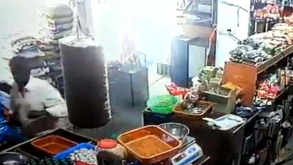 vadivelu style theft found in madurai vadivelu style theft found in madurai