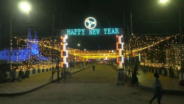 Many people from overseas and abroad are gathering in Velankanni to participate in the Christmas Many people from overseas and abroad are gathering in Velankanni to participate in the Christmas