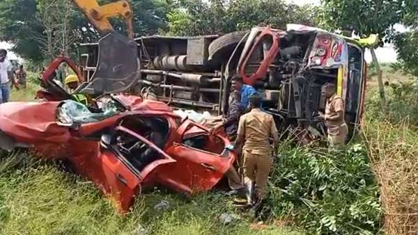 4 killed in Ulundurpet as Car hits Private bus 4 killed in Ulundurpet as Car hits Private bus