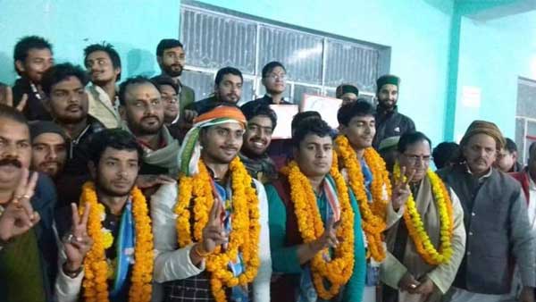 ABVP loses all seats in Sanskrit University of Varanasi ABVP loses all seats in Sanskrit University of Varanasi