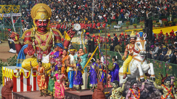ayyanar Statue on delhi republic day celebration : Tamil Nadu showcases Gramiya kalai ayyanar Statue on delhi republic day celebration : Tamil Nadu showcases Gramiya kalai