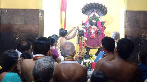 பிள்ளைகளிடம் கவனம்