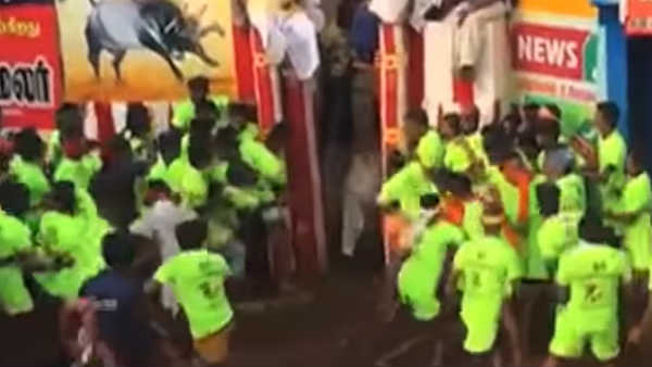 கார் விற்பனை