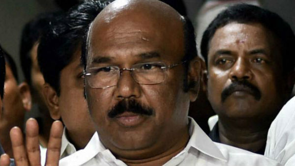 பாச பறவைகள்