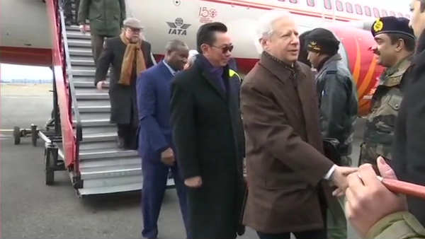 Envoys from 16 nations visit Jammu Kashmir Envoys from 16 nations visit Jammu Kashmir