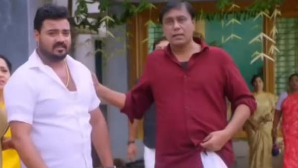சித்ரா குமரேசன்
