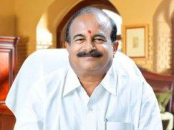 பொதுக்கூட்டம்