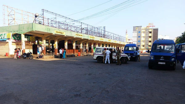 The Bandh agitation is being held in Puducherry against the Central Government The Bandh agitation is being held in Puducherry against the Central Government
