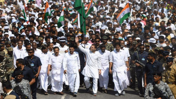 Modi, Godse believe in the same ideology, says Rahul Gandhi Modi, Godse believe in the same ideology, says Rahul Gandhi