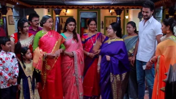 அணு ரோஜா