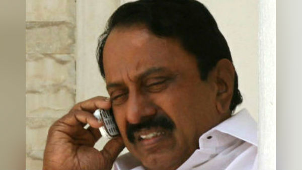பள்ளியில் தேர்வு