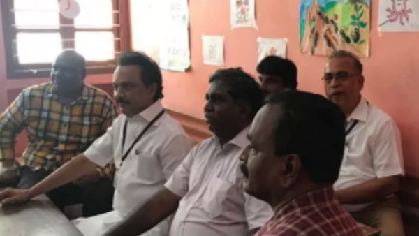 நேற்று திமுக