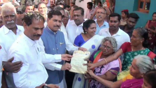 Union Minister of State Railways, Suresh Angadi campaign Union Minister of State Railways, Suresh Angadi campaign