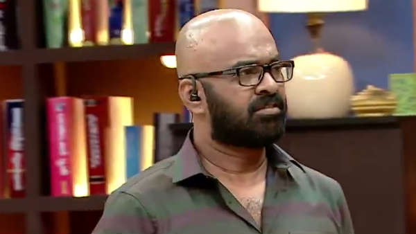 சாப்பாட்டுக்கு போயிடலாம்ல