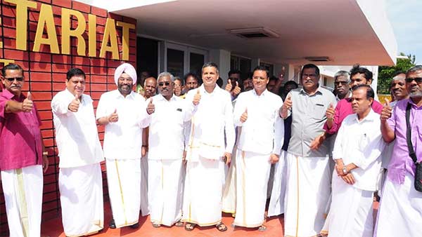 World dhoti day celebrations in Puducherry World dhoti day celebrations in Puducherry