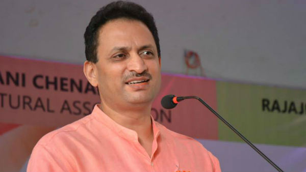 BJP issues show cause notice to Anantkumar Hegde for Gandhi remark BJP issues show cause notice to Anantkumar Hegde for Gandhi remark