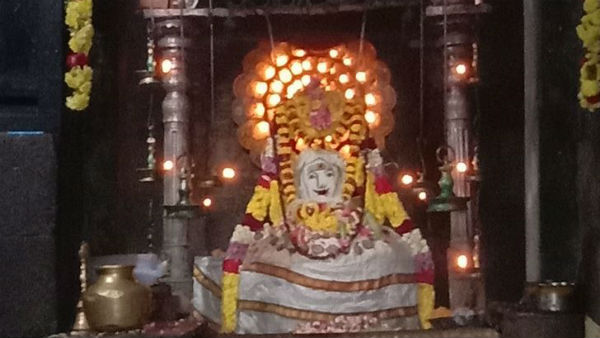 பக்தர்கள் தரிசனம்