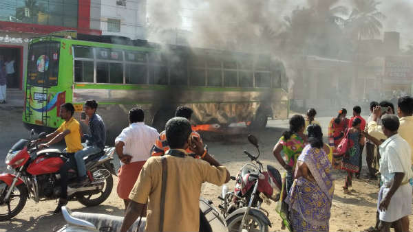 பஸ் டிரைவர்