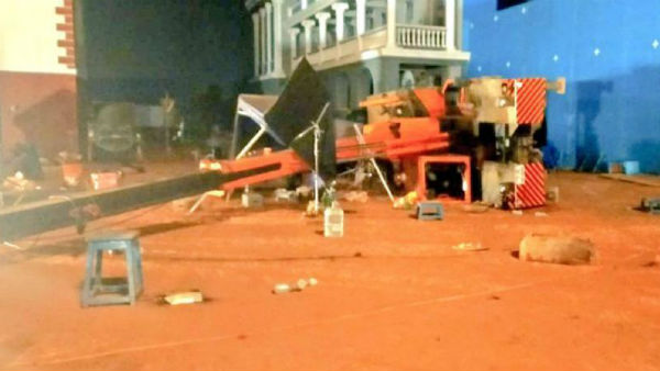 3 killed in crane mishap at Kamal Haasans Indian-2 shooting spot 3 killed in crane mishap at Kamal Haasans Indian-2 shooting spot
