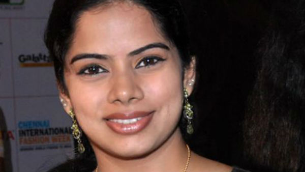 உள்ளம் கொள்ளை போகுதே தில்