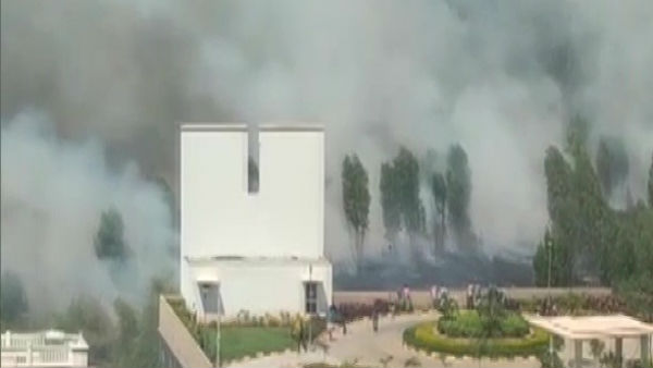 Fire breaks out in Prestige Lakeview Habitat in Bengaluru Fire breaks out in Prestige Lakeview Habitat in Bengaluru