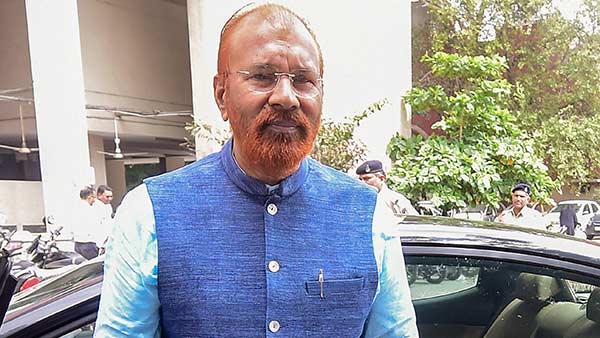 Former Gujarat IPS officer DG Vanzara gets promotion Former Gujarat IPS officer DG Vanzara gets promotion
