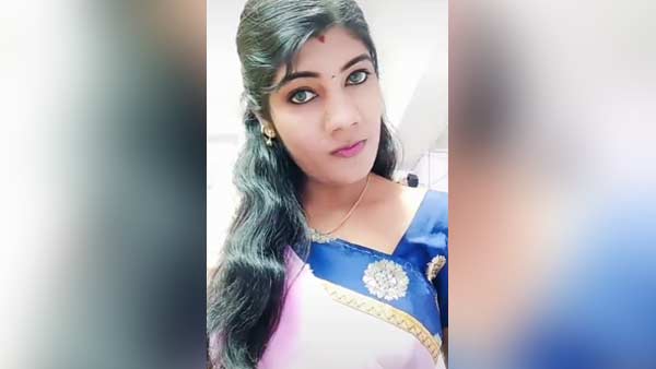 ஆவேசம்