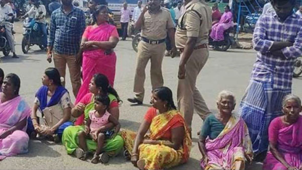 Officers neglected to do mallapuram-mayiladumparai road work Officers neglected to do mallapuram-mayiladumparai road work