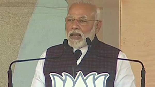 PM Narendra Modi slam AAP at an election rally in Delhi PM Narendra Modi slam AAP at an election rally in Delhi