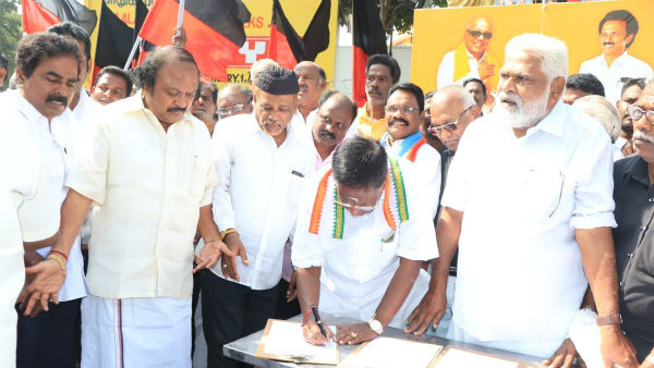 Chief Minister Narayanasamy launched the signature movement against the Citizenship Amendment Act Chief Minister Narayanasamy launched the signature movement against the Citizenship Amendment Act